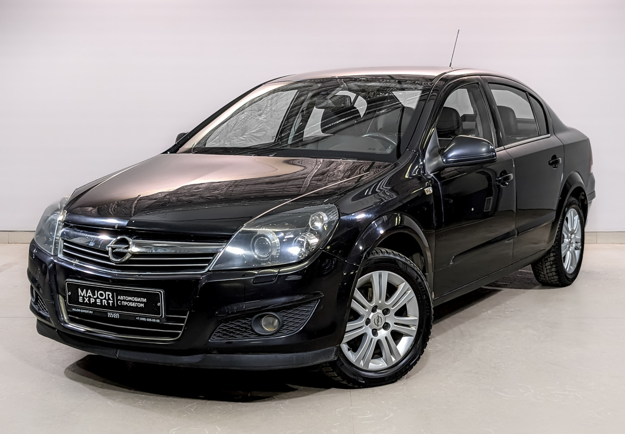 Opel Astra 2011 с пробегом 137169 км в Москве, цена 850 000 ₽ | Колёса авто