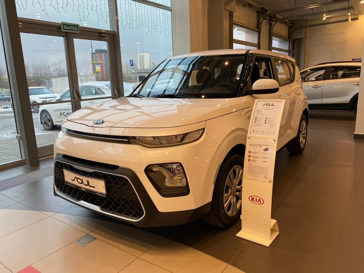 Kia Soul 2022 1.6 АТ 123 л.с. комплектация Prestige белый 2 875 390 ₽ в  Москве | Колёса авто