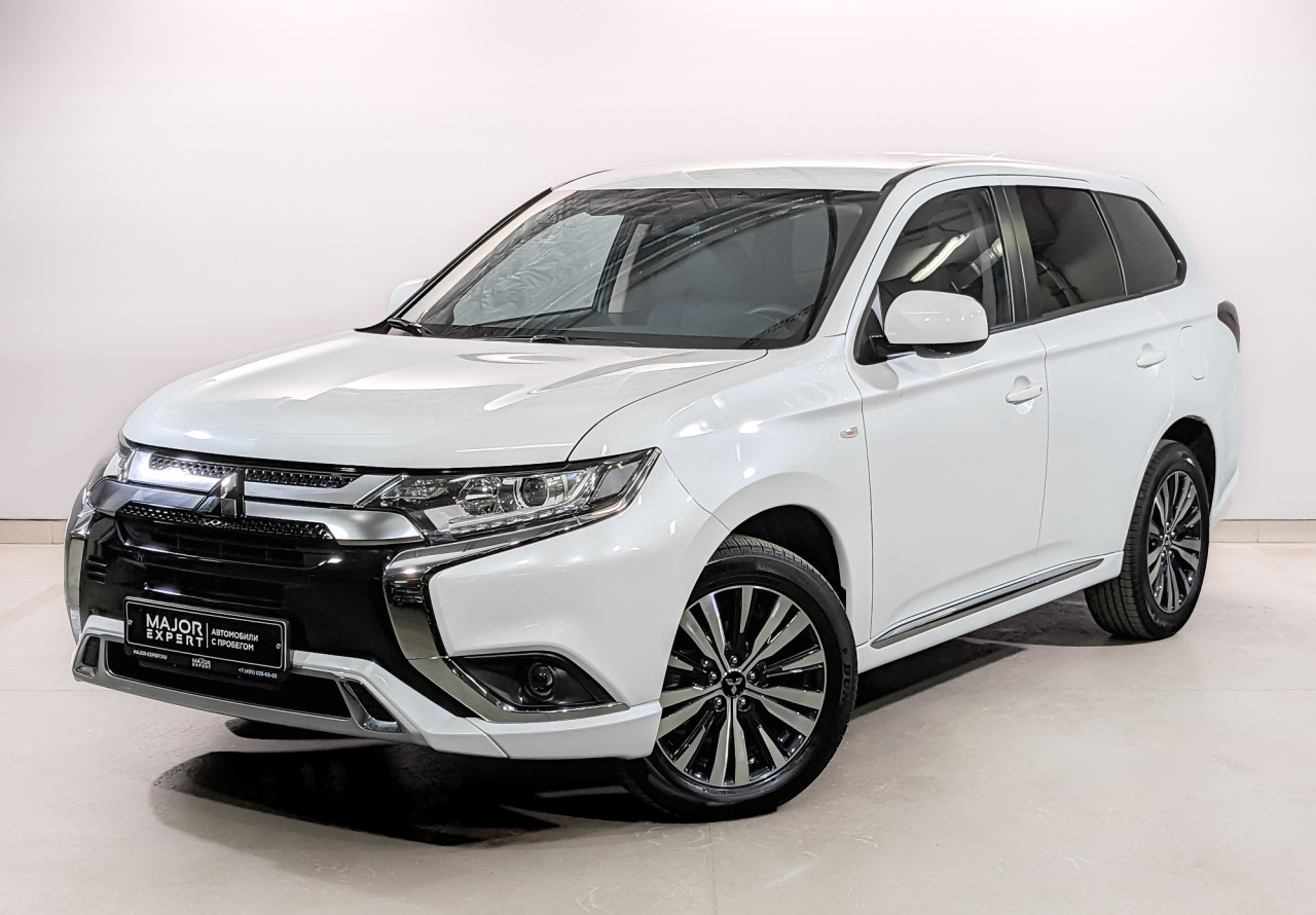 Mitsubishi Outlander 2022 с пробегом 6866 км в Москве, цена 2 690 000 ₽ |  Колёса авто